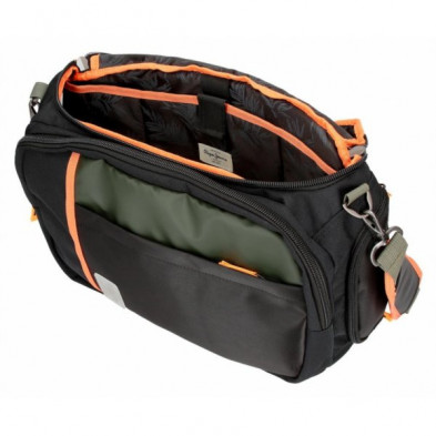 imagen 3 de mochila-carteron portaord.adap. pepe jeans grains
