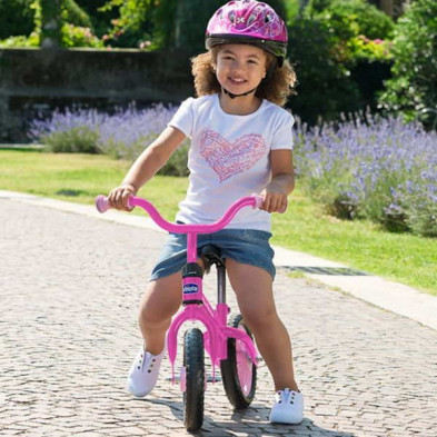 imagen 1 de bicicleta sin pedales roja first bike chicco