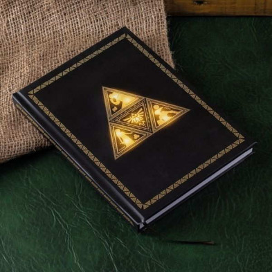 Imagen cuaderno con luz the legend of zelda triforce