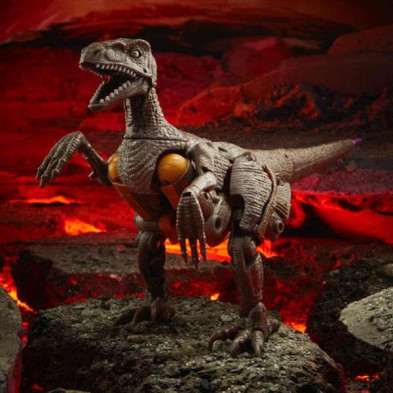 imagen 4 de figura transformers dinobot hasbro