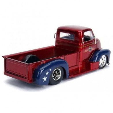 imagen 2 de chevrolet coe 1952 con figura wonder woman 1/24