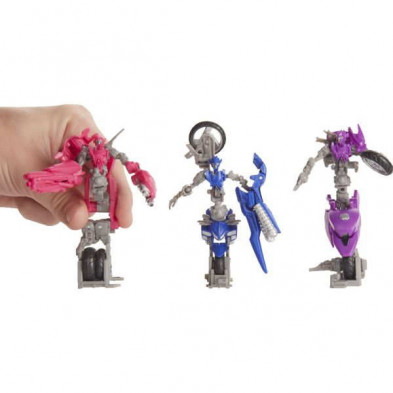 imagen 2 de chromia arcee elita -1 transformers hasbro