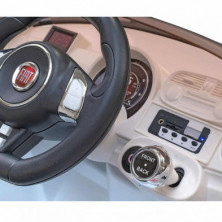 imagen 5 de coche fiat 500 blanco eléctrico 12v con mando