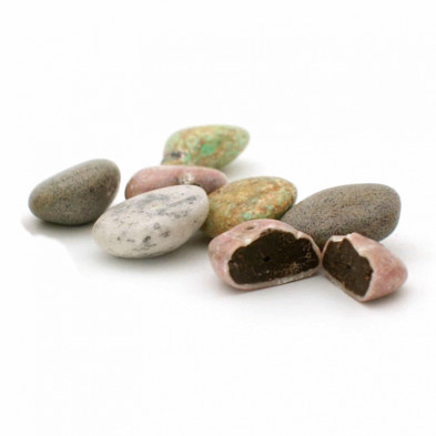 Imagen piedras de rio de chocolate cubo 1kg