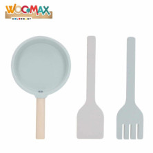 imagen 5 de cocina de madera con accesorios