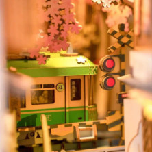 imagen 3 de puzzle de madera sakura densya