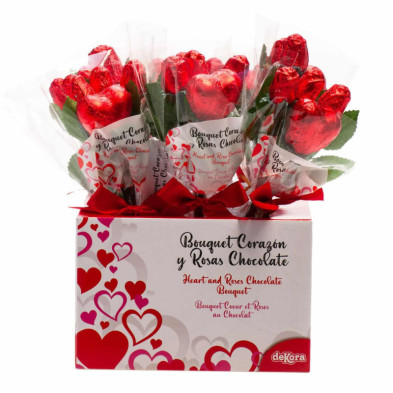 imagen 1 de bouquet corazón con rosas de chocolate 30gr