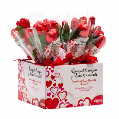 imagen 2 de bouquet corazón con rosas de chocolate 30gr