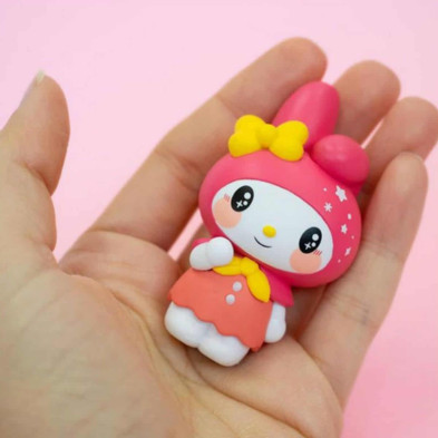 imagen 3 de figura my melody con 5 accesorios exclusivos sanro
