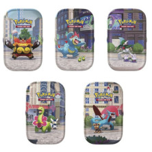 Composição com cinco minilatas de Pokémon Trading Card Game com designs distintos